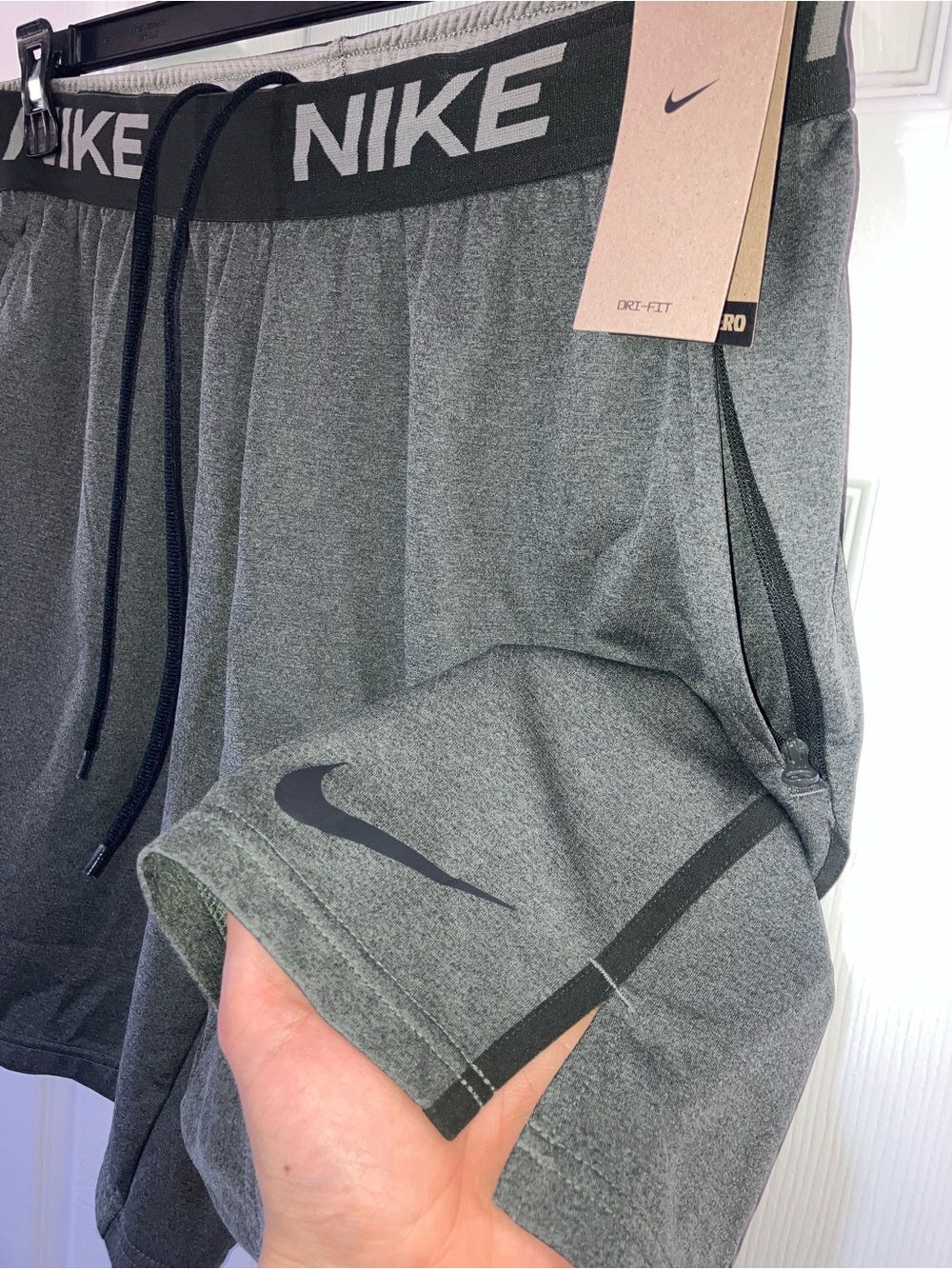 NWT Nike Men's L Heather Gray/Green Dri-FIT Training Shorts